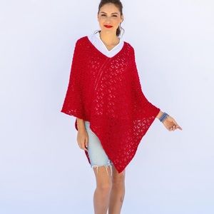 NWT Evy’s Tree Lauren Poncho in Candy Apple 🍎 red